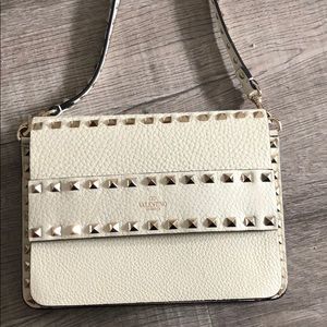 New White Valentino Rockstud Crossbody bag